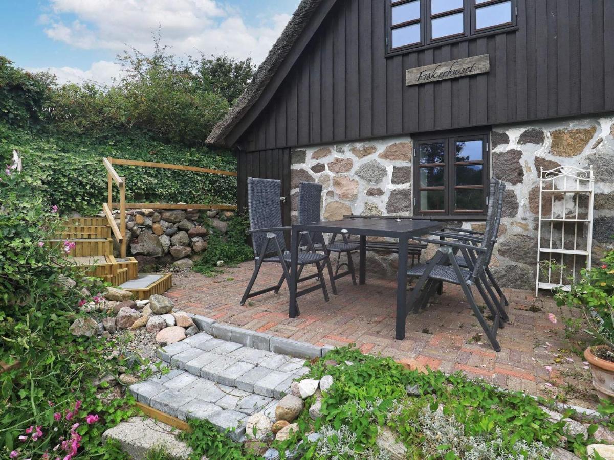 4 Person Holiday Home In Mesinge Esterno foto