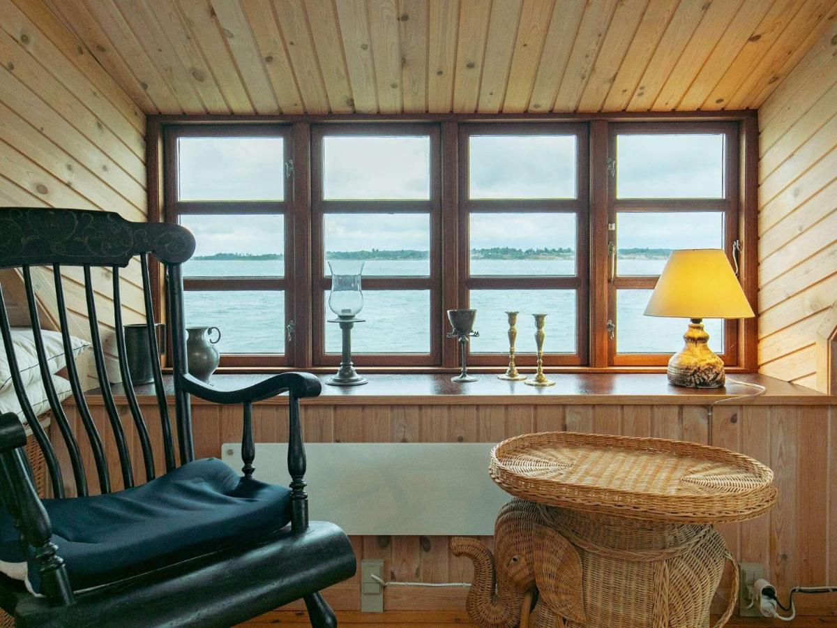 4 Person Holiday Home In Mesinge Esterno foto